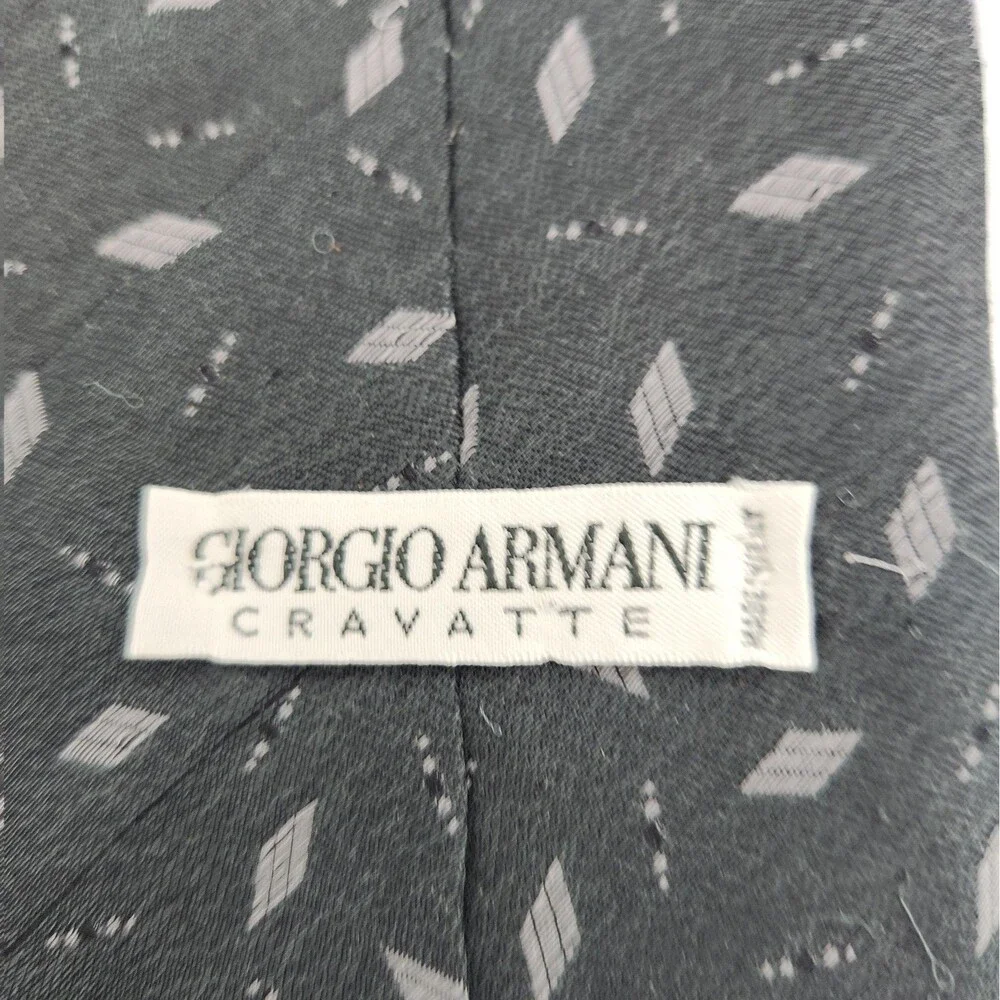 Tie GIORGIO ARMANI Cravatte Gray Geometric Diamonds Italy 100% Silk Necktie VTG